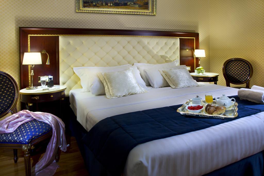 Hotel Mondial Tirana