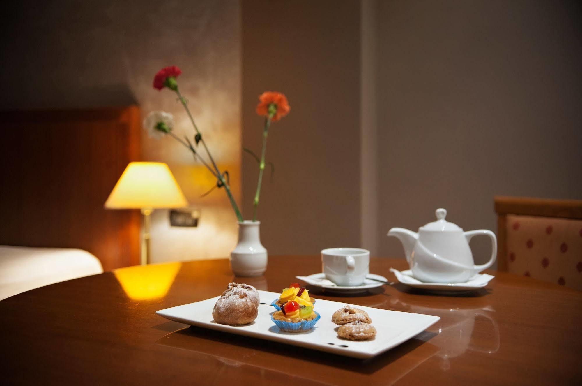 Mondial Hotel